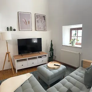  Apartment Rare Gem In